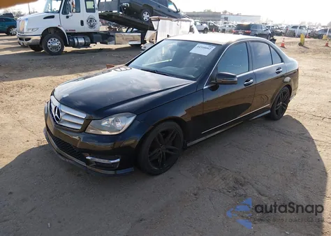 2012 Mercedes-Benz C 250 Sport from USA, damaged, VIN WDDGF4HB9CA647642